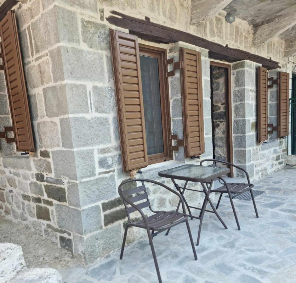 Οικιεσ Παλιοσ Φουρνοσ Apartment Pramanta Exterior foto