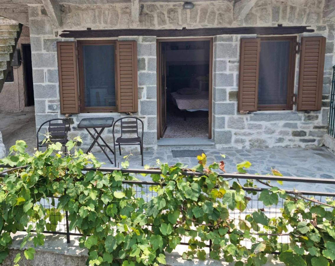 Οικιεσ Παλιοσ Φουρνοσ Apartment Pramanta Exterior foto