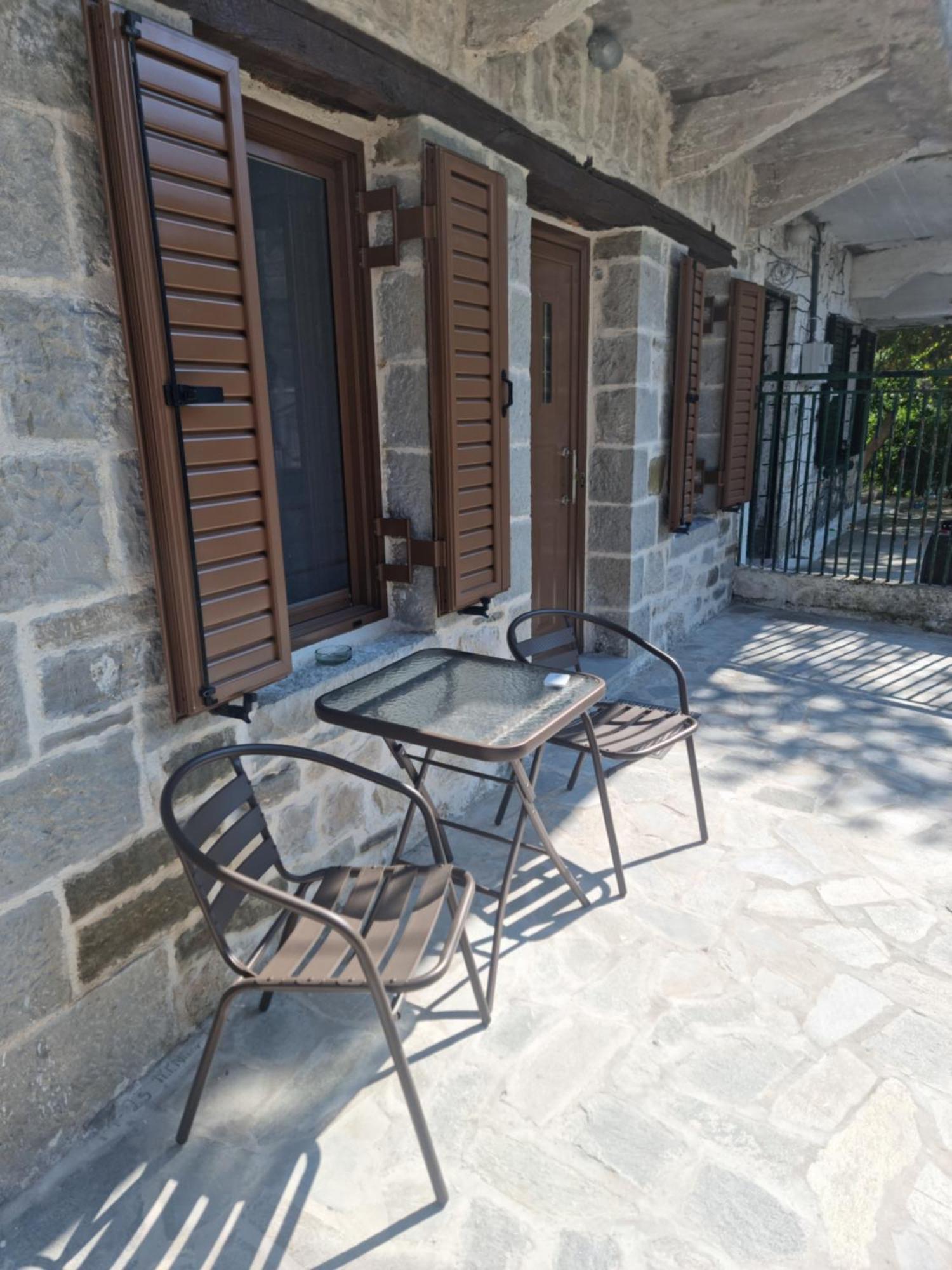Οικιεσ Παλιοσ Φουρνοσ Apartment Pramanta Exterior foto